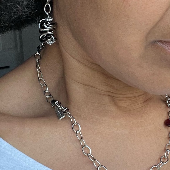 Crunch metal Earrings - Picture 7 of 7